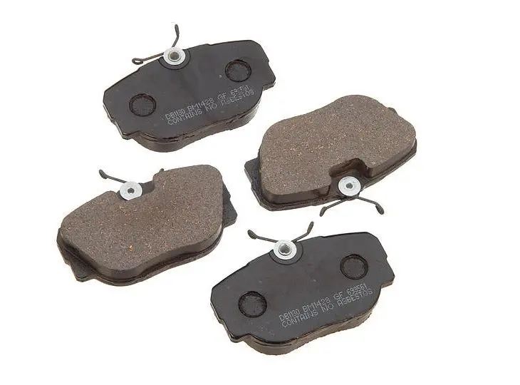 E30 Bosch Quietcast™ Premium Brake Pads (Front) 1