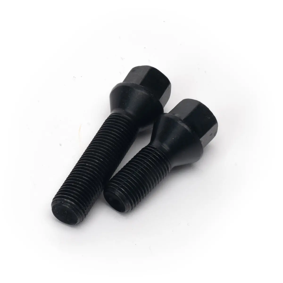 M14x1.5 Black Wheel Bolt For 5-Lug Vw / Audi (Cone Seat) 1
