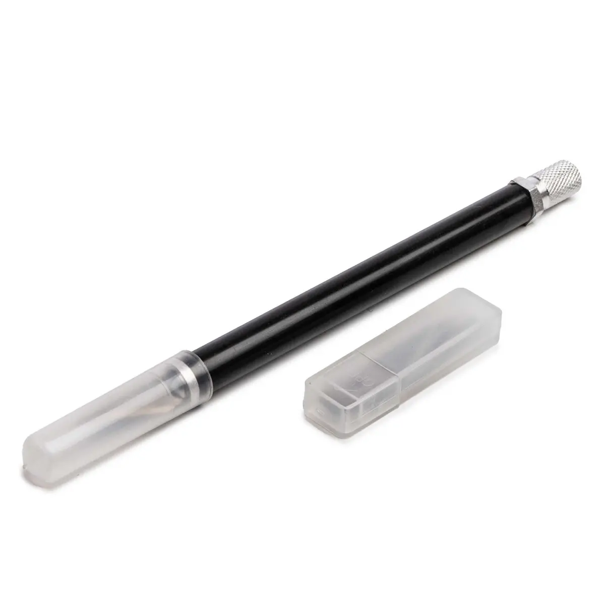 #1 Light Duty Soft Grip Knife With Blades (5) 1