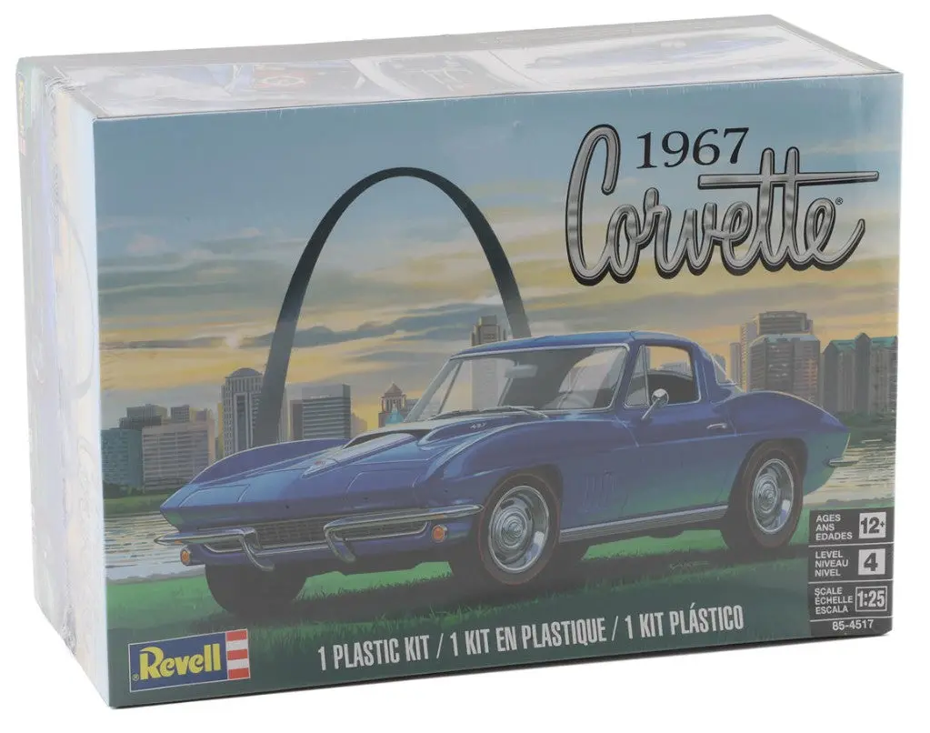 1967 Corvette Sting Ray Sport Coupe 2-In-1 Plastic Model Kit 1