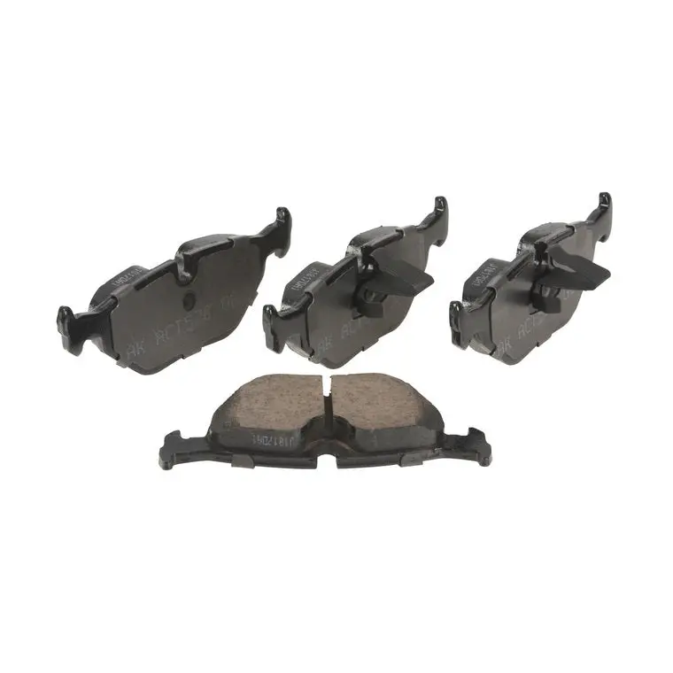 Akebono Euro Ceramic Rear Brake Pads (E39 525I/528I/530I/540I) 1