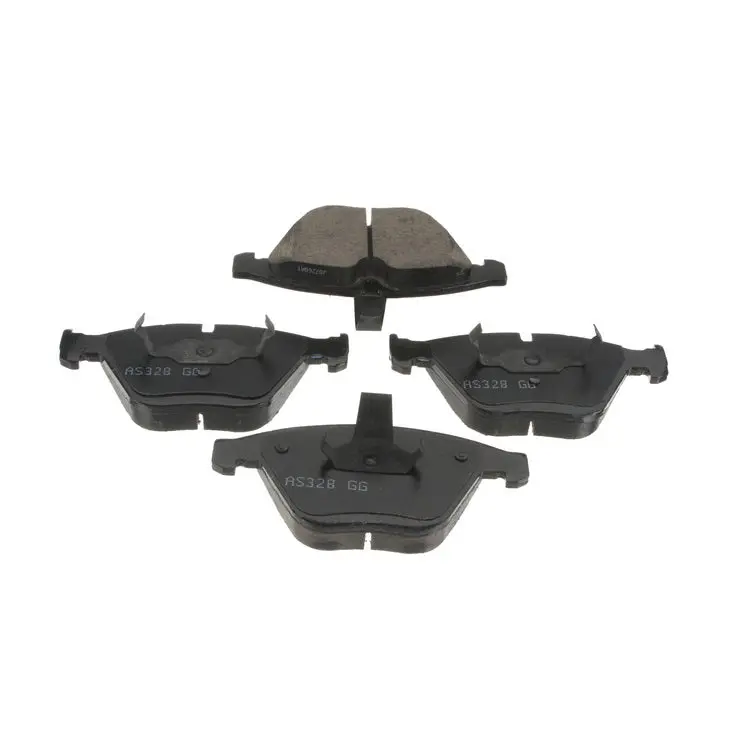 Akebono Euro Ceramic Front Brake Pads (E90 M3) 1