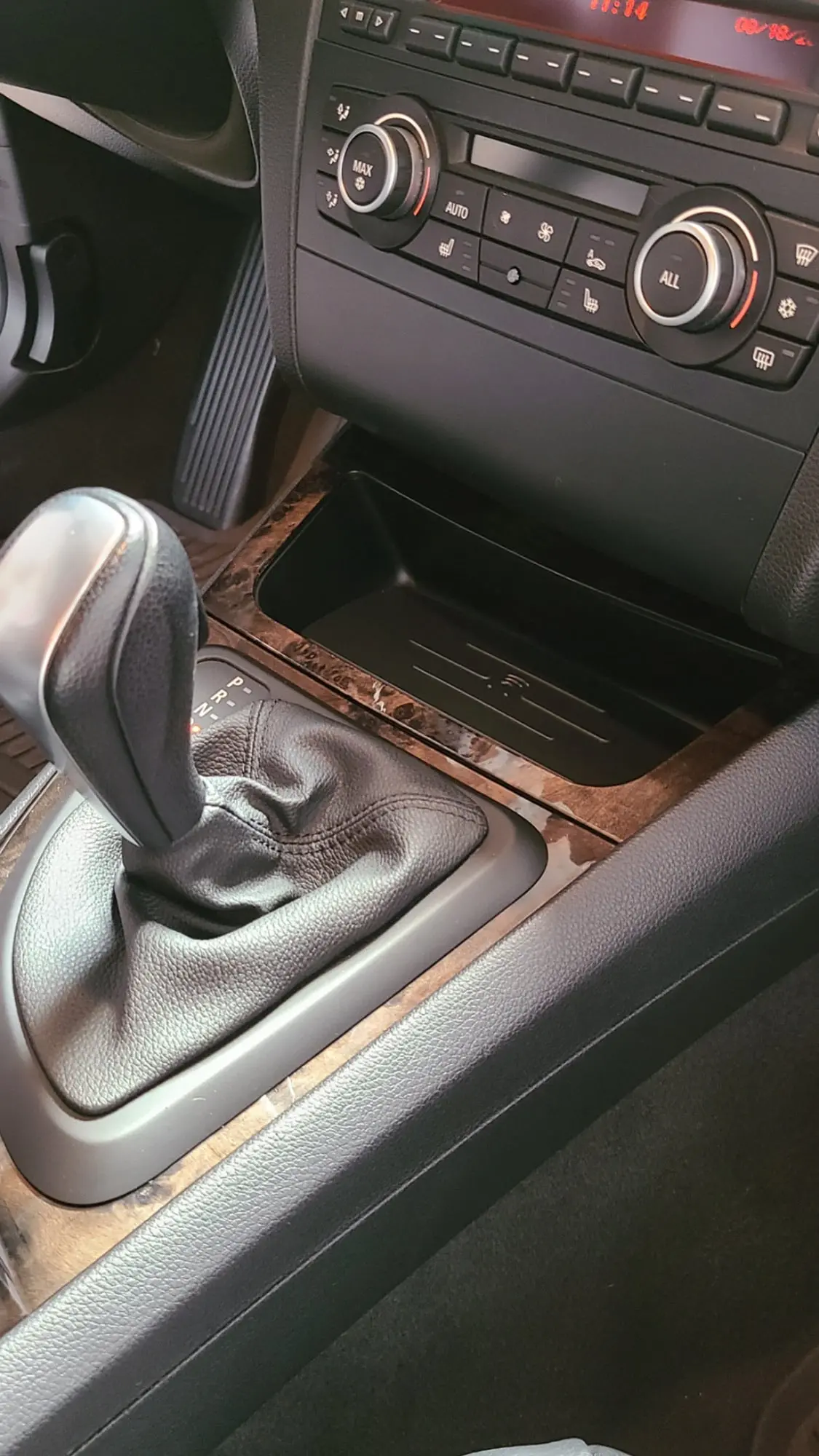 Bmw E8x 1 Series Wireless Charger 2