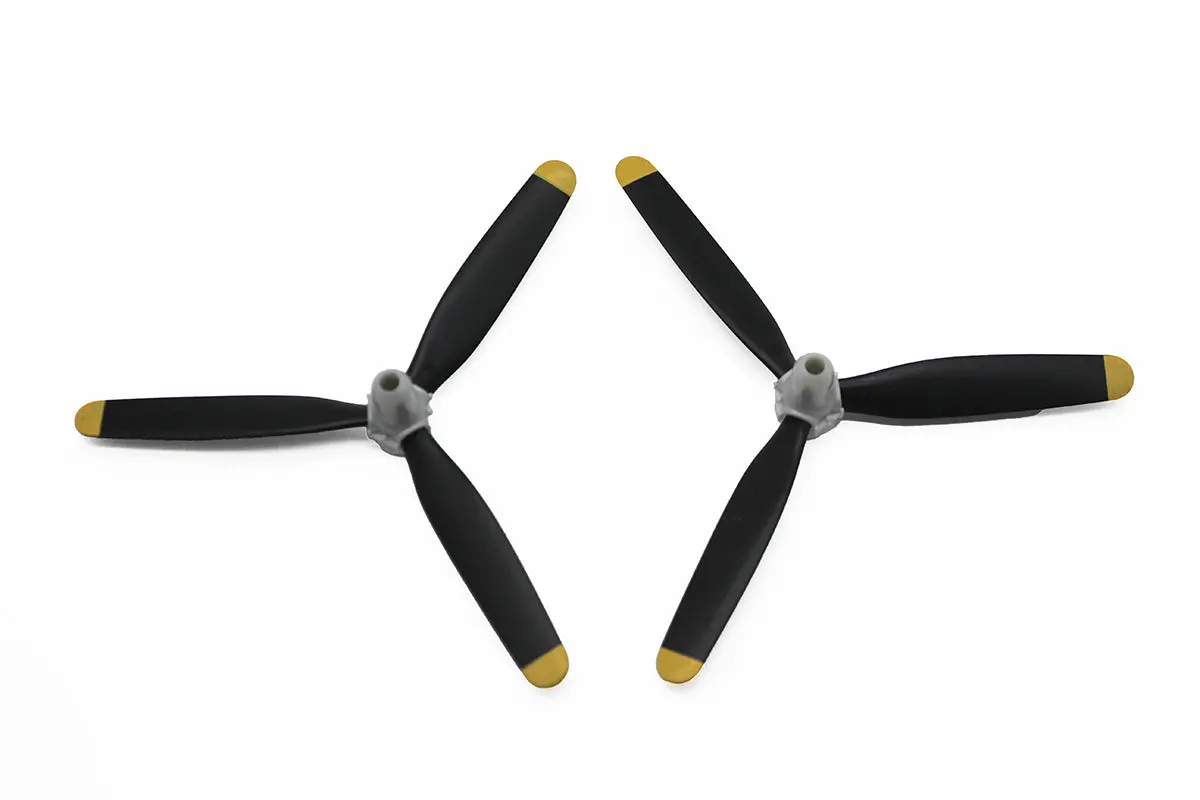 Rage Rc 3-Blade Prop & Spinner (2); F4u Bl 1