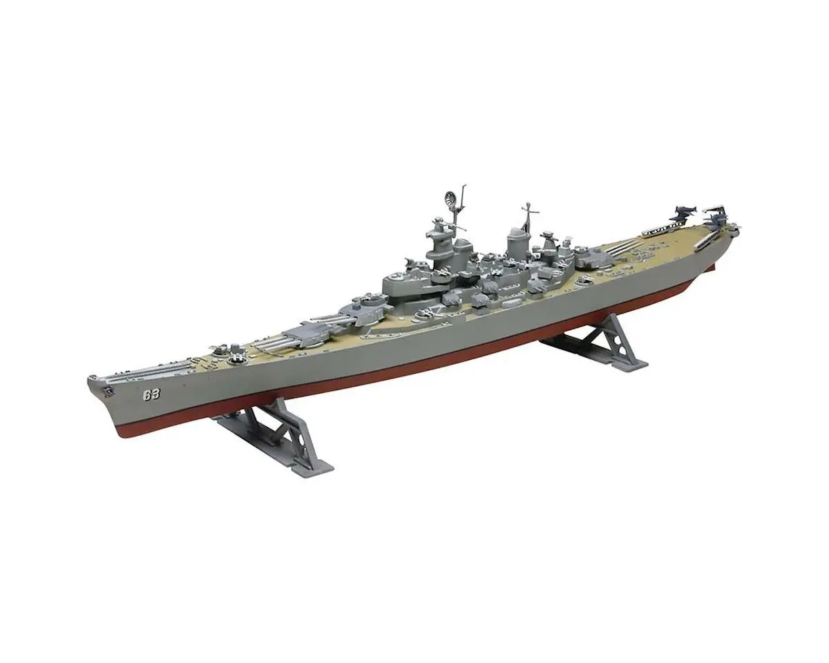 Revell 1/535 Uss Missouri Battleship 1