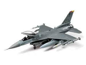 1/48 Lockheed Martin F-16Cj Plastic Model Airplane Kit 1