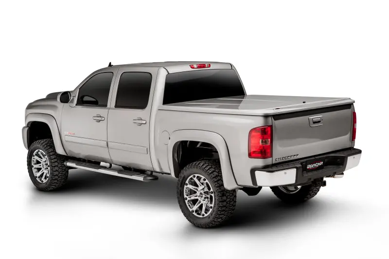 Undercover Lux Hard Tonneau Cover – Havana Finish For 2018 Chevy Silverado 1500 (5.8' Bed) 1